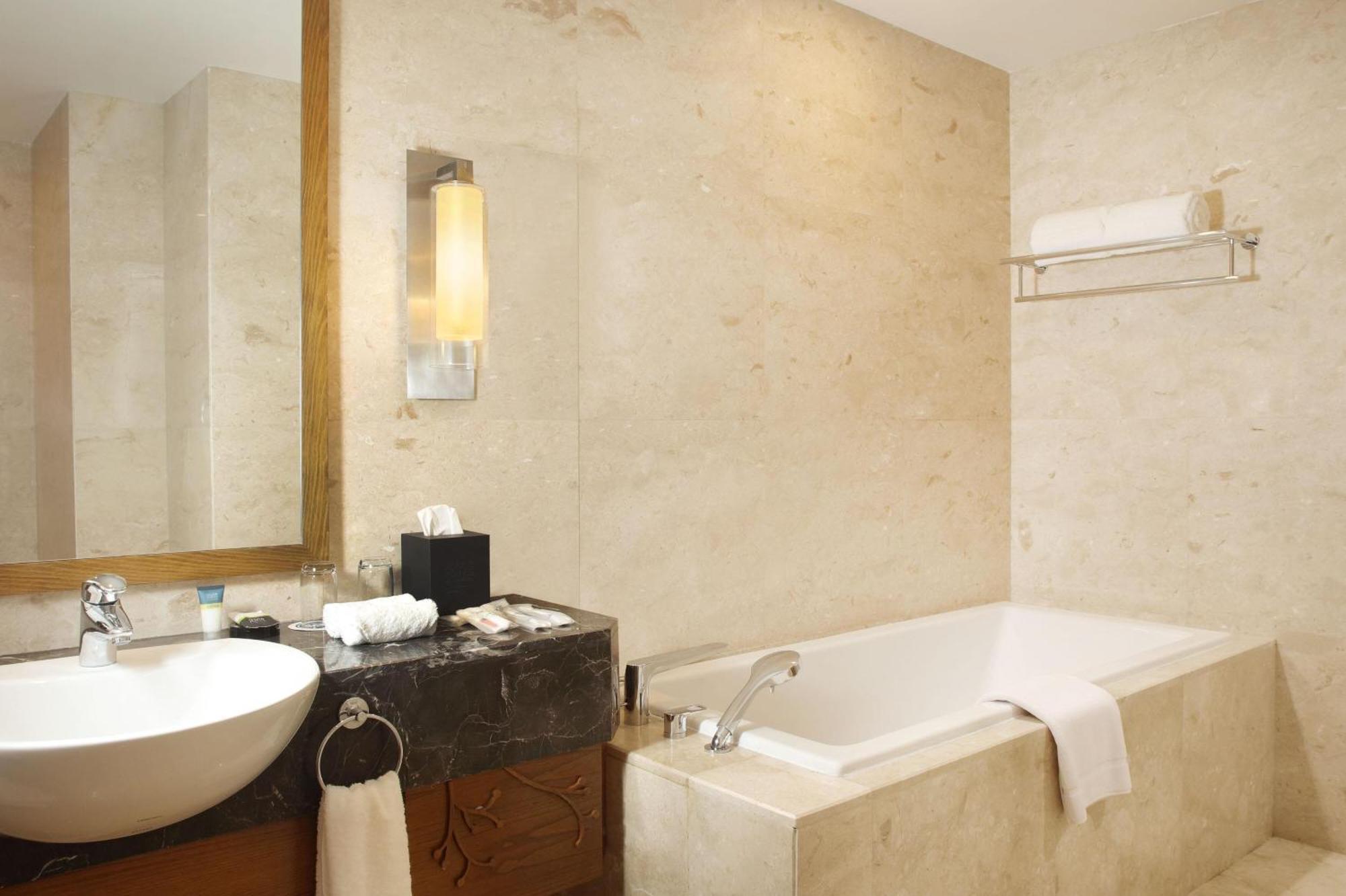 Four Points By Sheraton Manado Ngoại thất bức ảnh